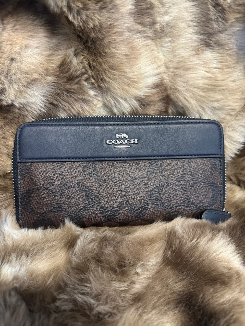 Coach Two-Tone Brown and Black Signature Zip Wallet EUC